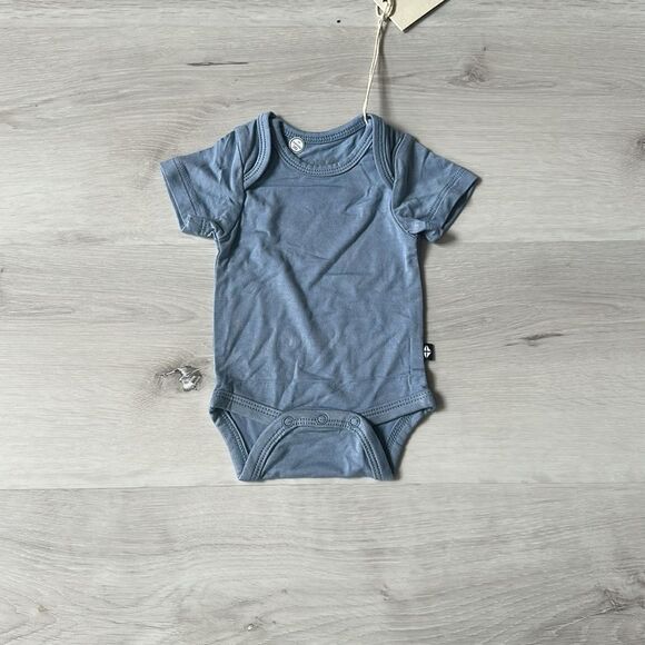 Kyte baby short sleeve Bodysuit in Slate for preemie NWT in packaging - Picture 6 of 11
